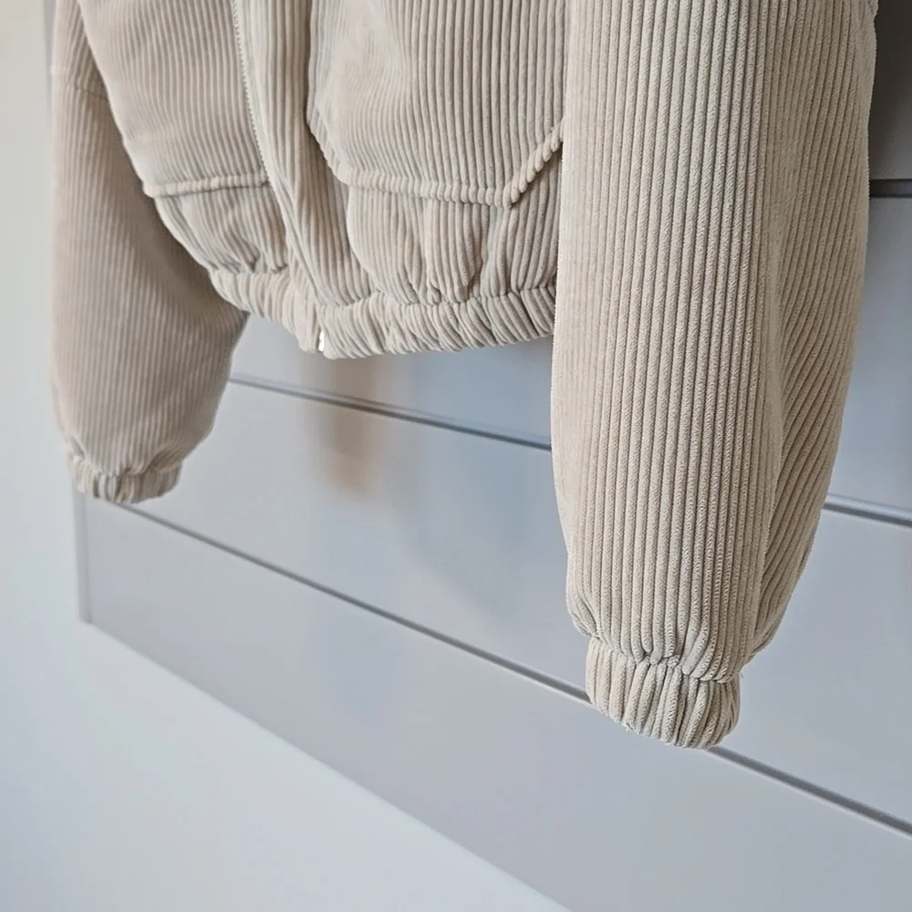 Love Tree Cropped Corduroy Sherpa Jacket - Picture 8 of 11